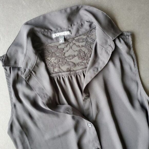 đExpress BlackâButtonâdownâBlouse - Picture 3 of 8
